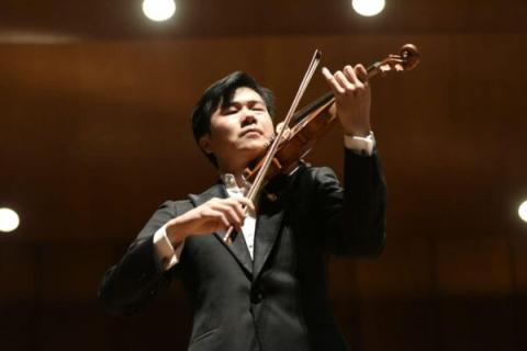 SImon Zhu concerto premio paganini